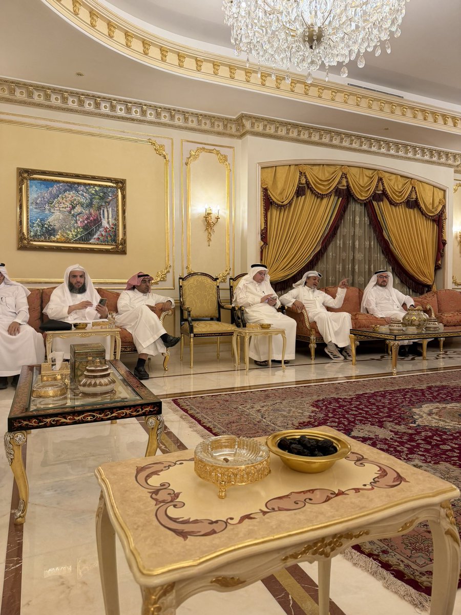 الثلوثية tweet media