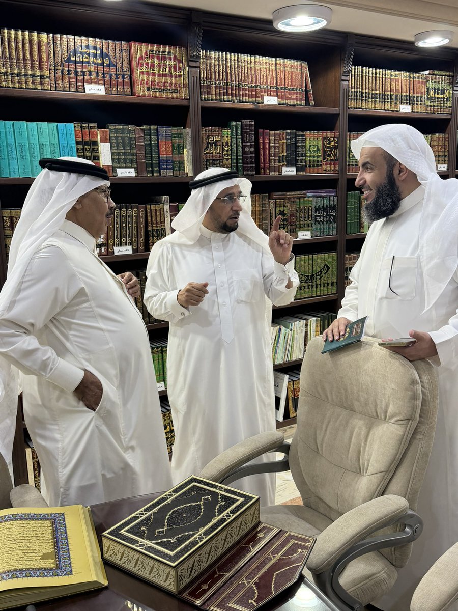 الثلوثية tweet media