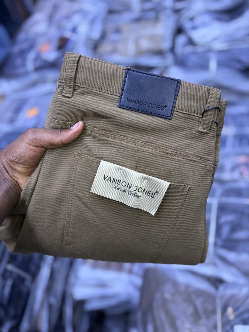 HAPPNES MLAY tweet media