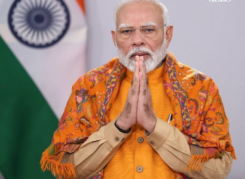 Fact diary tweet media