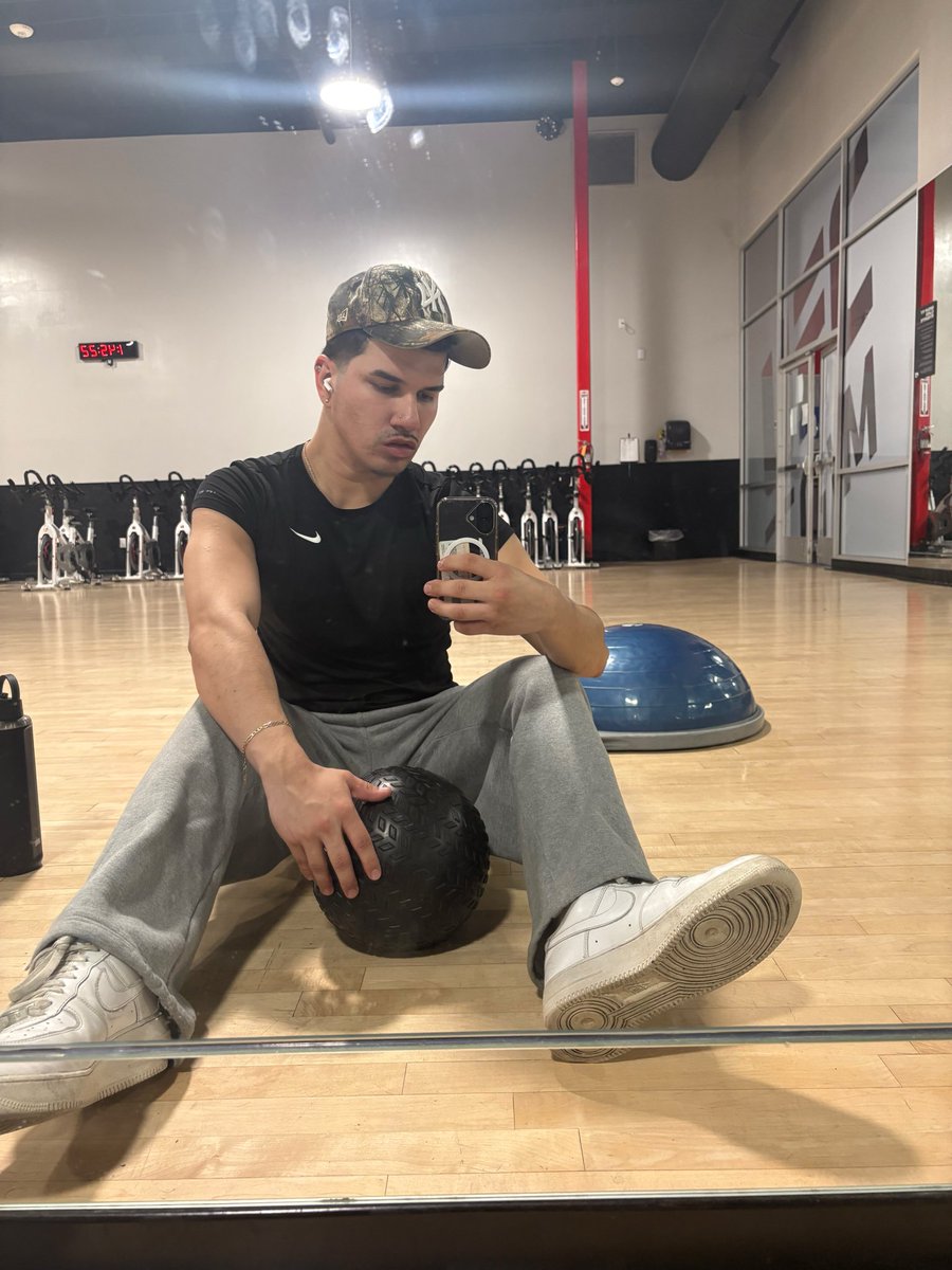 Angelbaby tweet media