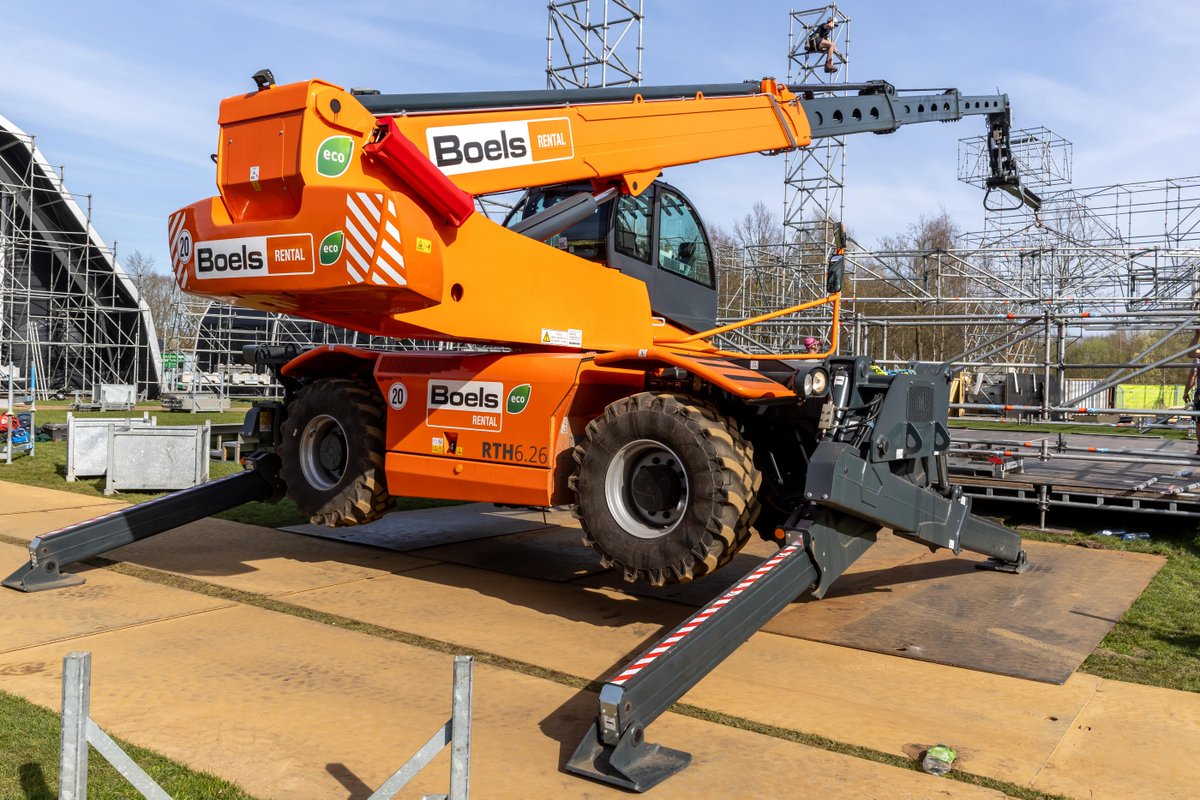 boelsrental's tweet image. The calm before the chaos 🎪⚡
Paaspop is taking shape… and behind the scenes, the real magic is happening.

#boelsrental #boels #constructionlife #rentalgear