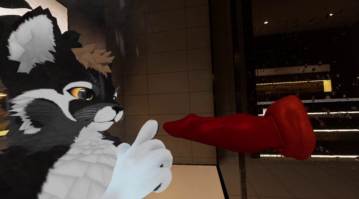 (T)hornyRoseWoof tweet media