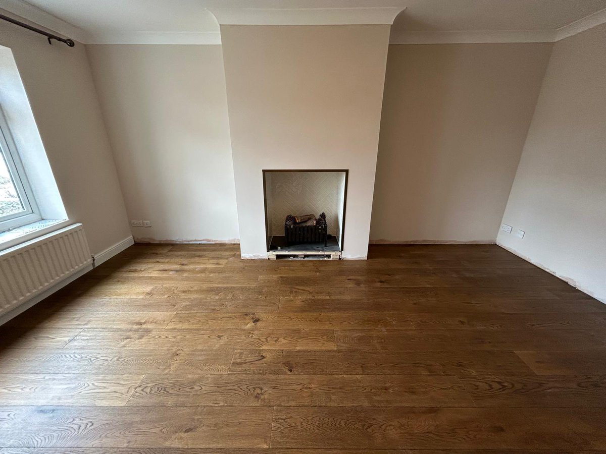 wfsnorthwales's tweet image. Our team supplied and installed Cognac stained engineered oak, to this lounge.
#engineered
#installation
#flooringideas
#llandudno
#northwales