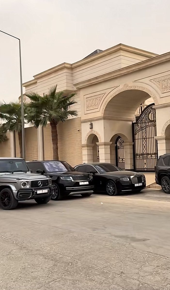 DRAGWA 🇦🇪 tweet media