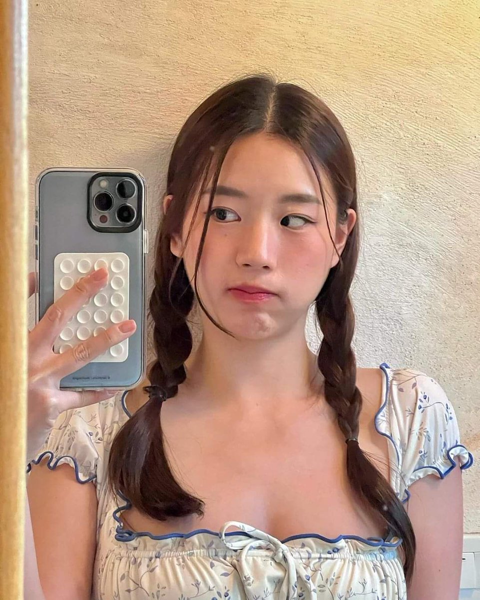 นับดาว💫 tweet media