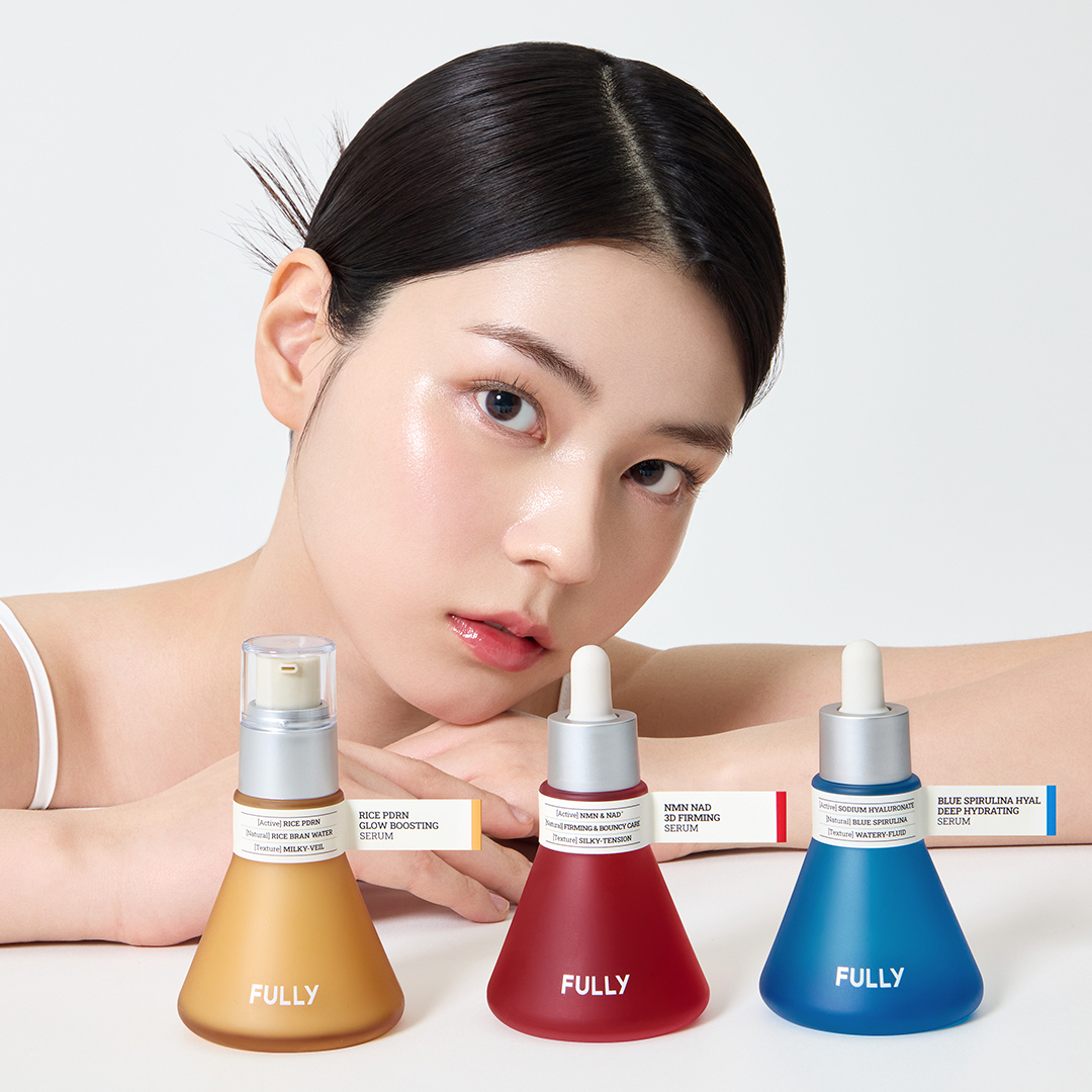 FullyJP's tweet photo. ✨NEW FULLY LABS 高機能性美容液3種

高機能って刺激が強そう、
やさしいものはちょっと物足りない…
そんなイメージをいい意味で裏切るセラム✨

10,000ppmのアクティブ成分で、肌悩みに合わせて選べるのが嬉しい◎

❤️ NMN 1%・NAD+ ハリ美容液3
– NMN 10,000ppm ＆ NAD+
– ハリ感ケアに◎ 使い続けるのが楽しみになる感じ

💛 米PDRN 1% ツヤ美容液3
– 米ぬか水65％ × PDRN 10,000ppm
– しっとりうるおって、内側からツヤっとした肌に

💙 リポゾーム ヒアルロン酸 1% 水分美容液3
– ヒアルロン酸 10,000ppm
– しっかりうるおって、みずみずしい肌に

肌悩みに合わせて選べるのがいい感じ。
気になる人はぜひチェックしてみてください👀✨

#フリー #fully #fullylabs #美容液