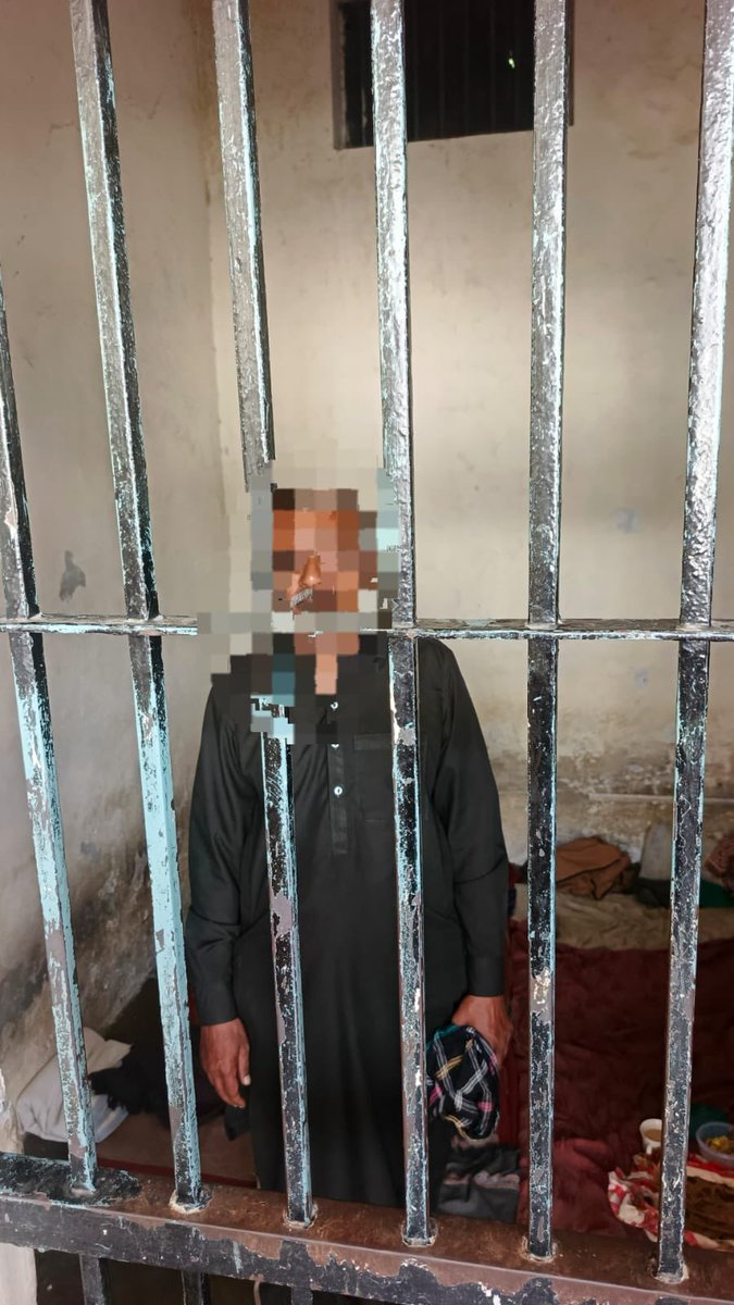 وڈيو ميں نظر آنے والے بزرگ شخص جو تھپڑ مارتے ديکھے گئے،روپوش ہو گئے تھے۔انکو بھی گزشتہ رات گرفتار کر ليا گيا۔حملہ آور ہونے والوں ميں سے کوئ نہيں بچ پائے گا۔