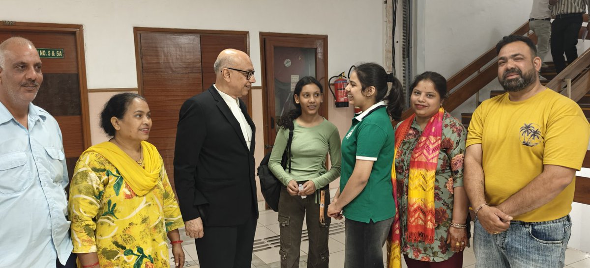 socialjurist's tweet photo. Both girl students today get orders from Delhi High Court to repeat class IX in 2026-27 in Queen's Valley School under EWS category. After they fail in class IX, the school was not allowing them to continue under EWS category and demanding school fees. https://t.co/rd7uKuRPV2
