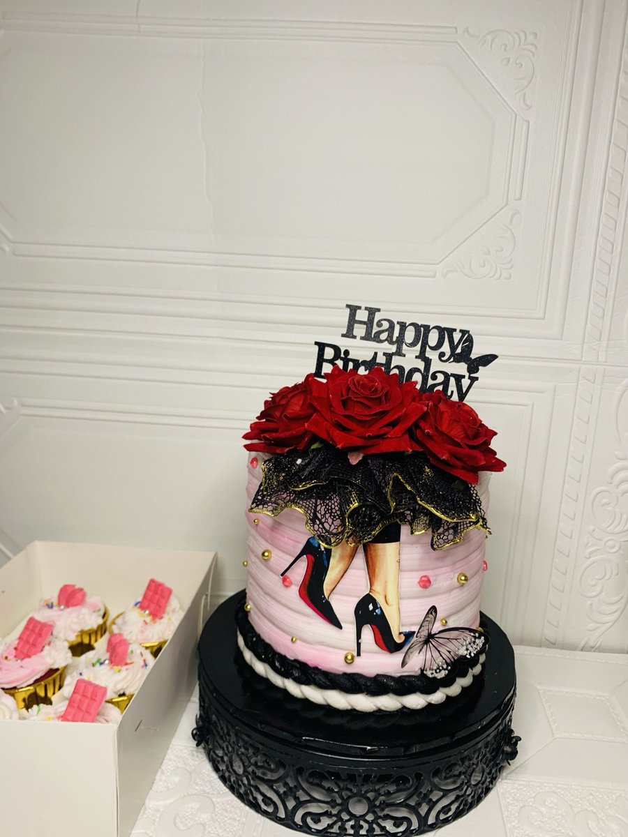 Ola❤️ CAKE PLUG IBADAN tweet media