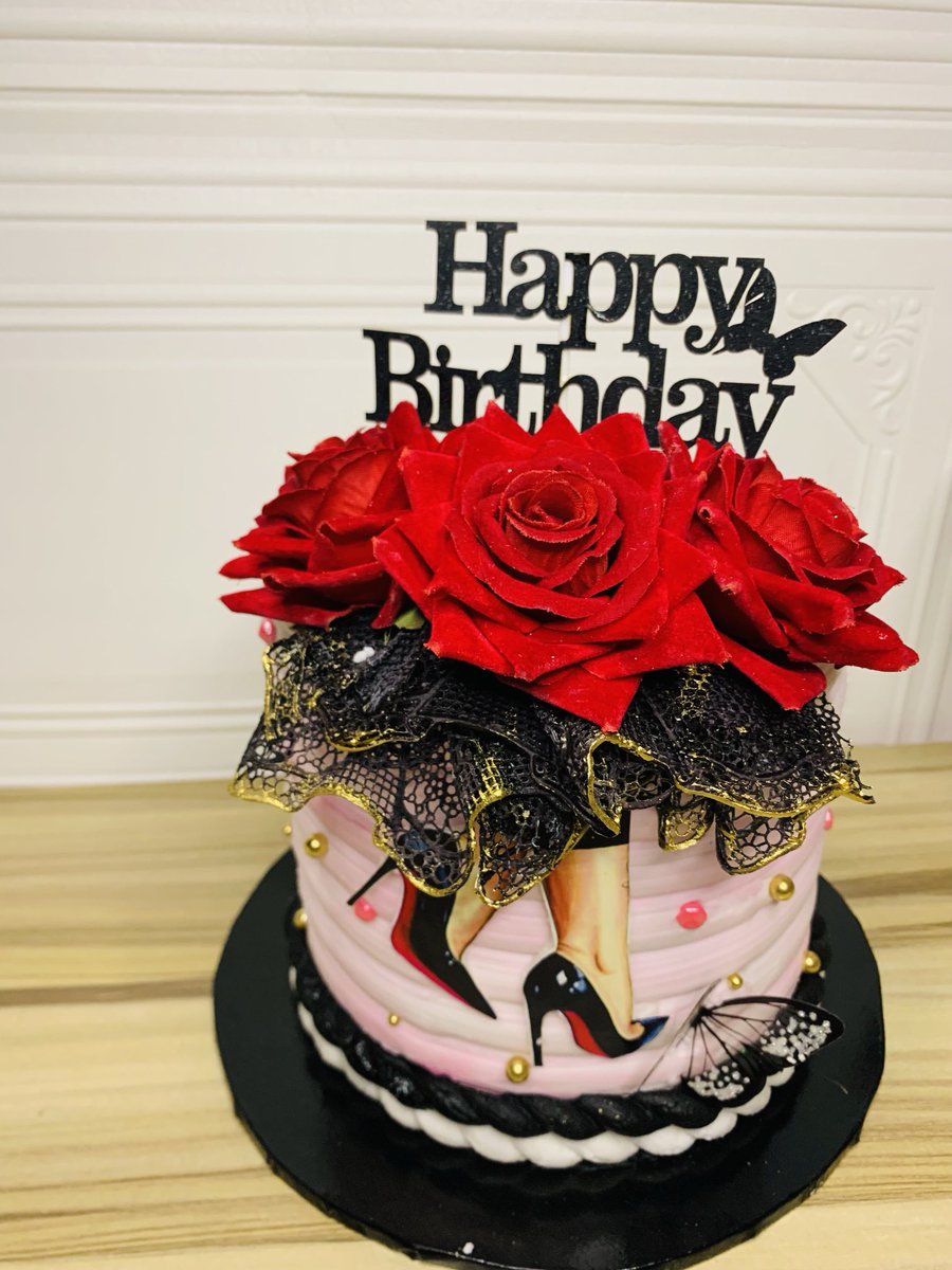 Ola❤️ CAKE PLUG IBADAN tweet media