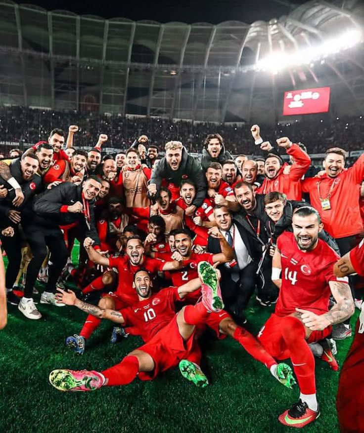 Forza Galatasaray tweet media