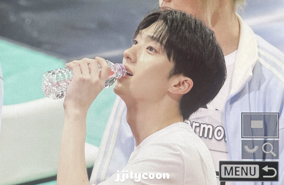 멈춤이.. tweet media