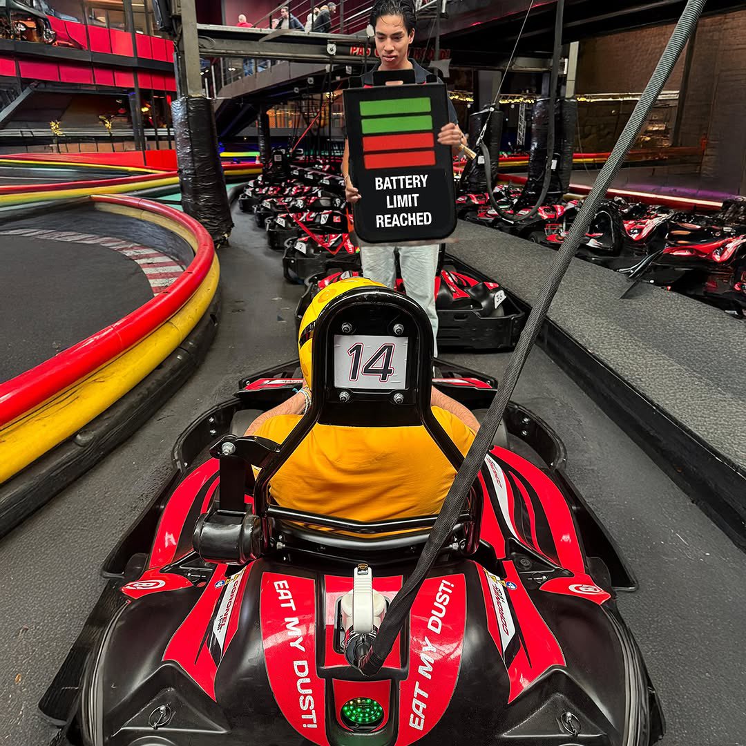 TimCoronel's tweet image. We introduced F1-style karting… 😅

• 1% battery per lap
• Boost button (limited)
• Mandatory pit stop
• Strategy required

So… less racing, more energy management?

Are we still driving…
or managing spreadsheets on wheels? 😉

#F1 #Formula1 #Karting #Motorsport #Racing