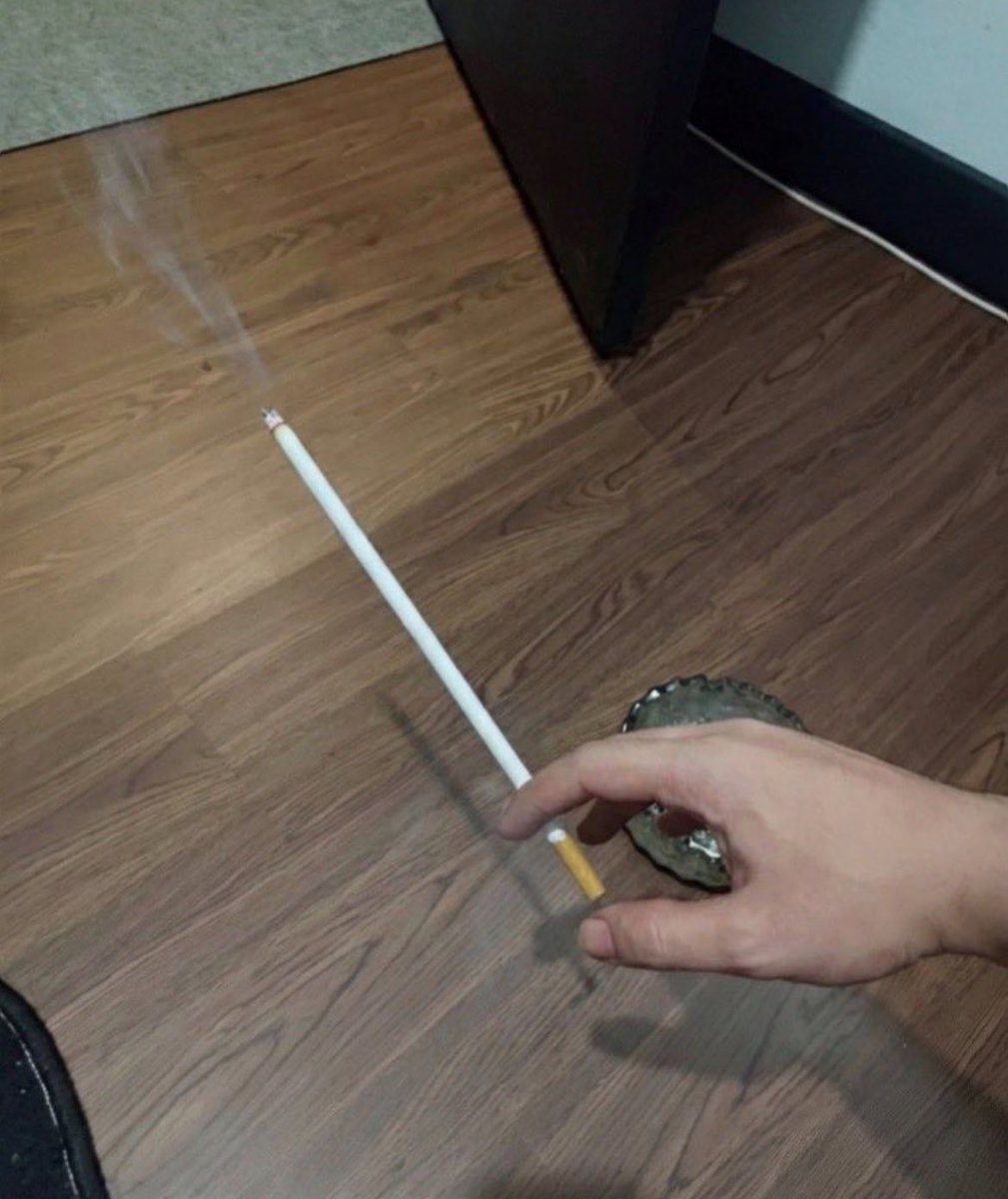 pan kupka z pupki tweet media