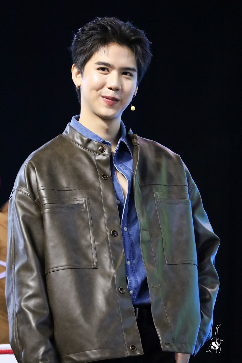 Ssing_fc's tweet photo. เคะจะโมดดดดดดดด 🤗

#ssingss #SingHarit 
#คนของซิง https://t.co/OE7tkawIxH