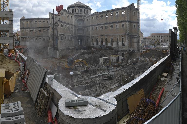 LyonStrates tweet media