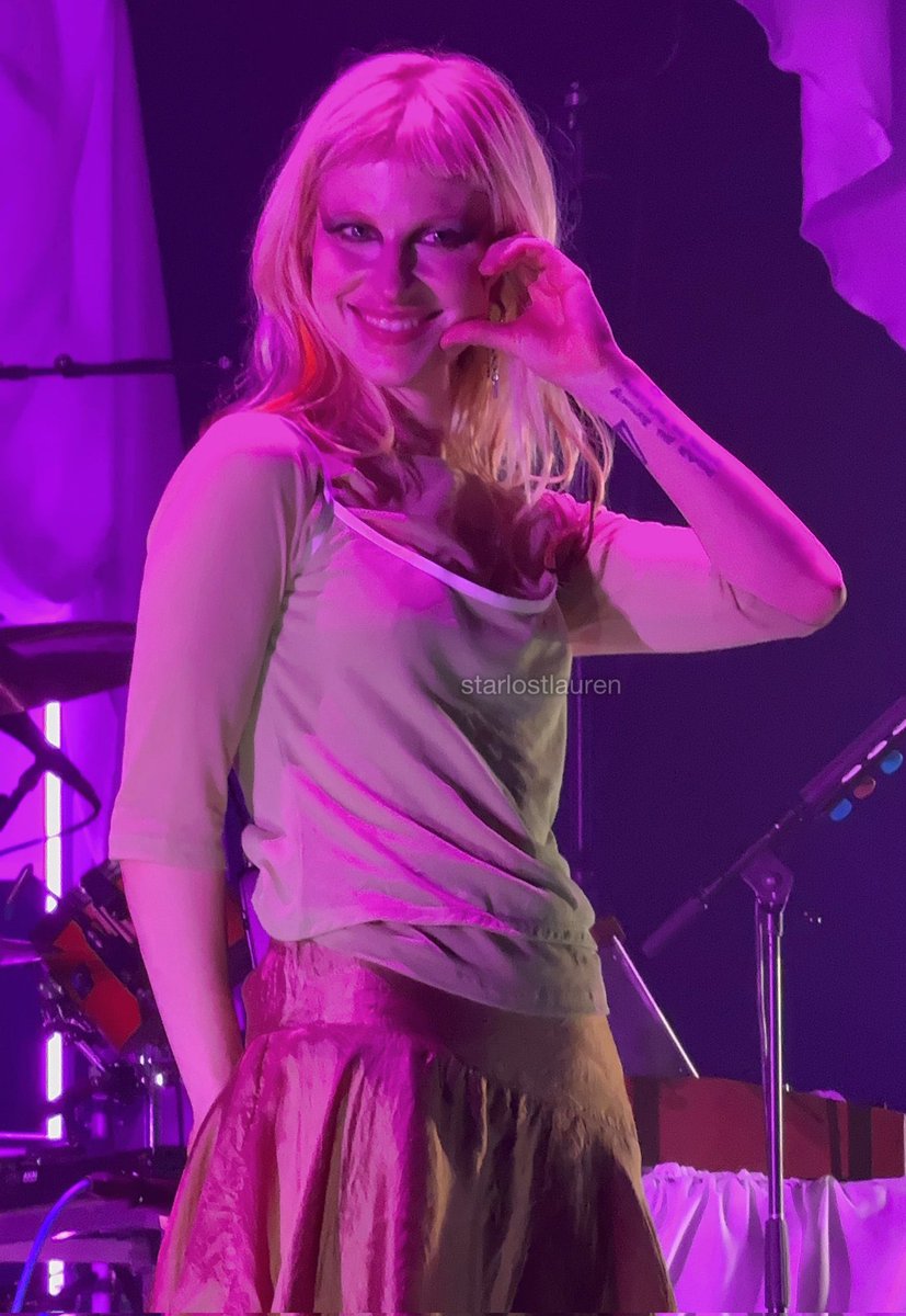 Paramore Fans tweet media