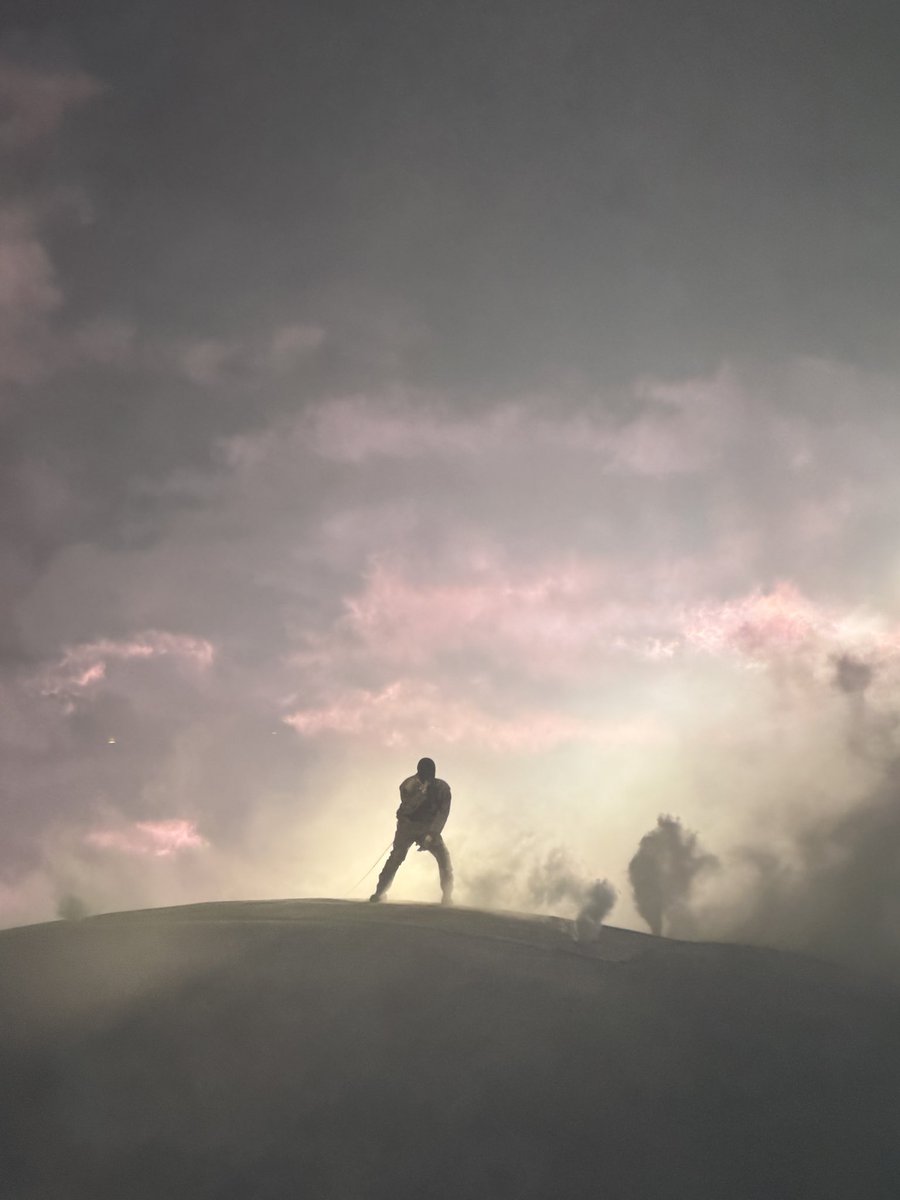 valentina tweet media