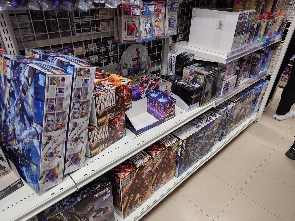 3プラ@3月からガンプラ始めて大体2年経ちました tweet media