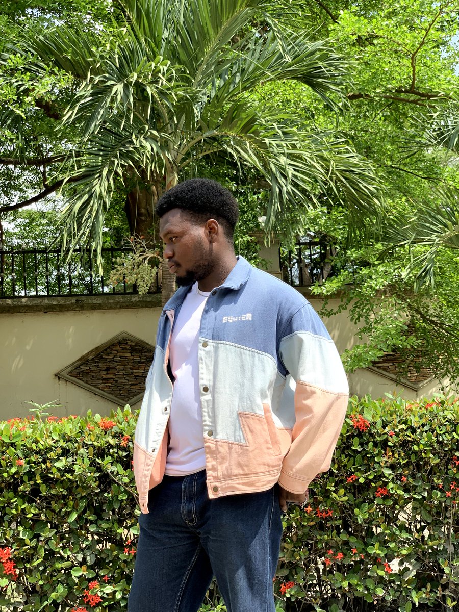 theinphlux's tweet photo. I'm a year older today🥳🥳🥳 https://t.co/f7JHyDnxuP