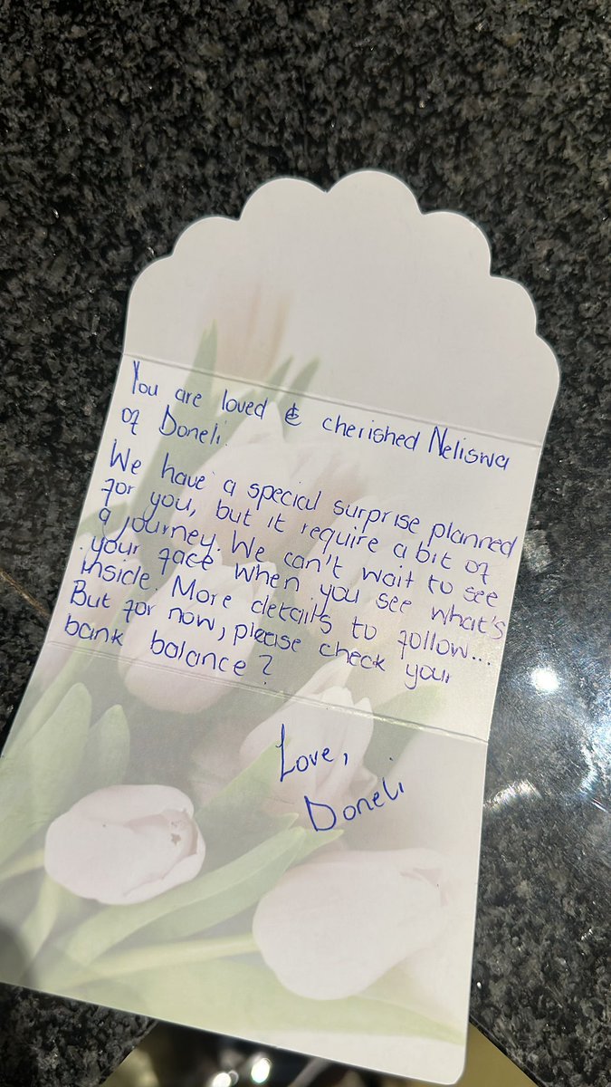 N T O M B E N H L E 🤍✨📿 tweet media