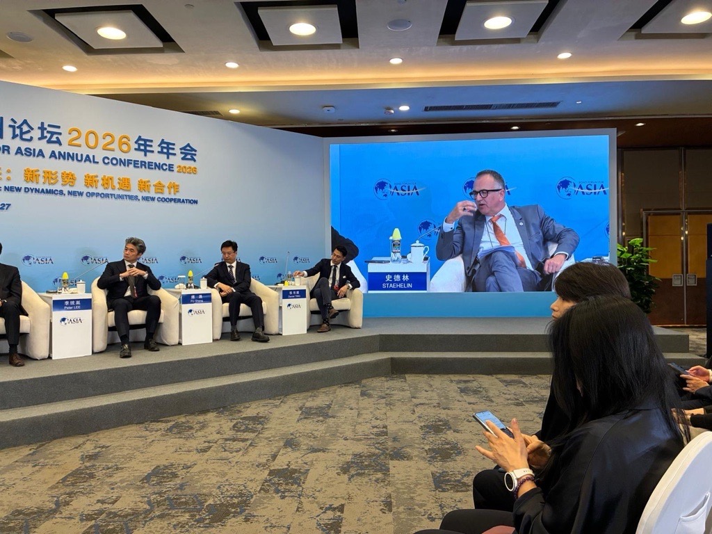 Balthasar Staehelin tweet media