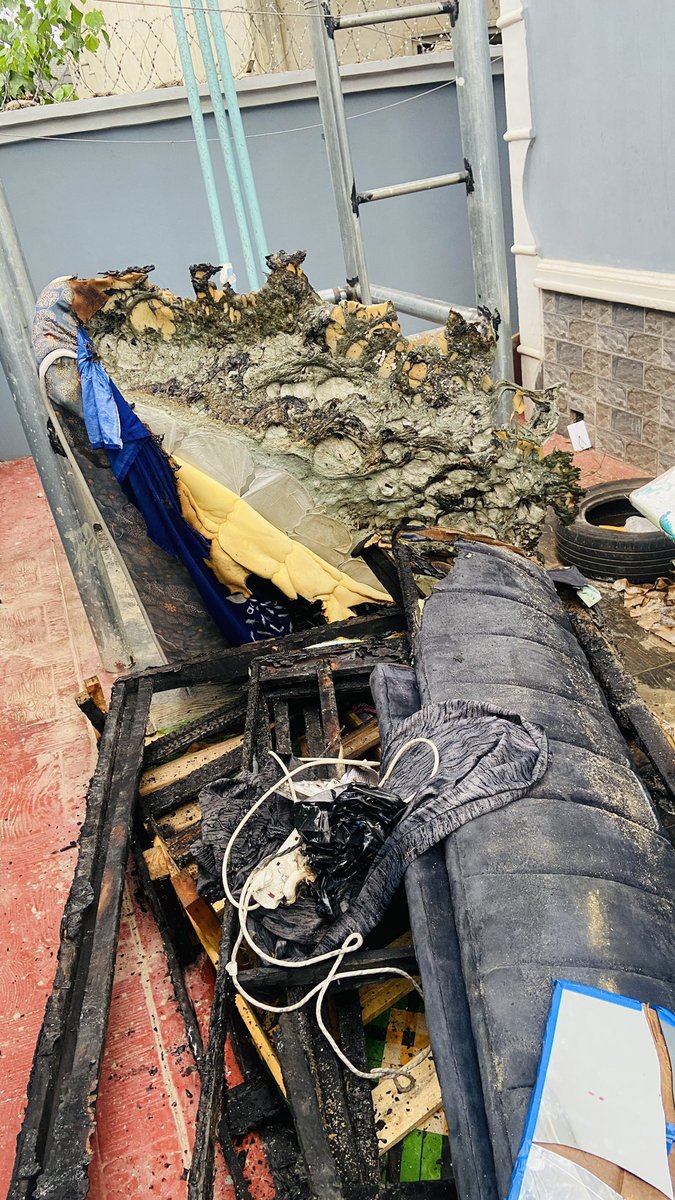 Queen Ella☢️✂️❤️ tweet media