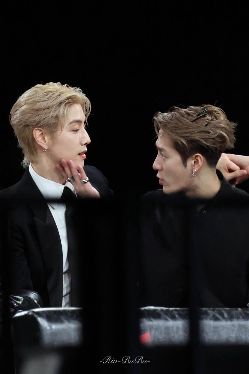 ꒰ྀི JK ꒱ྀི tweet media