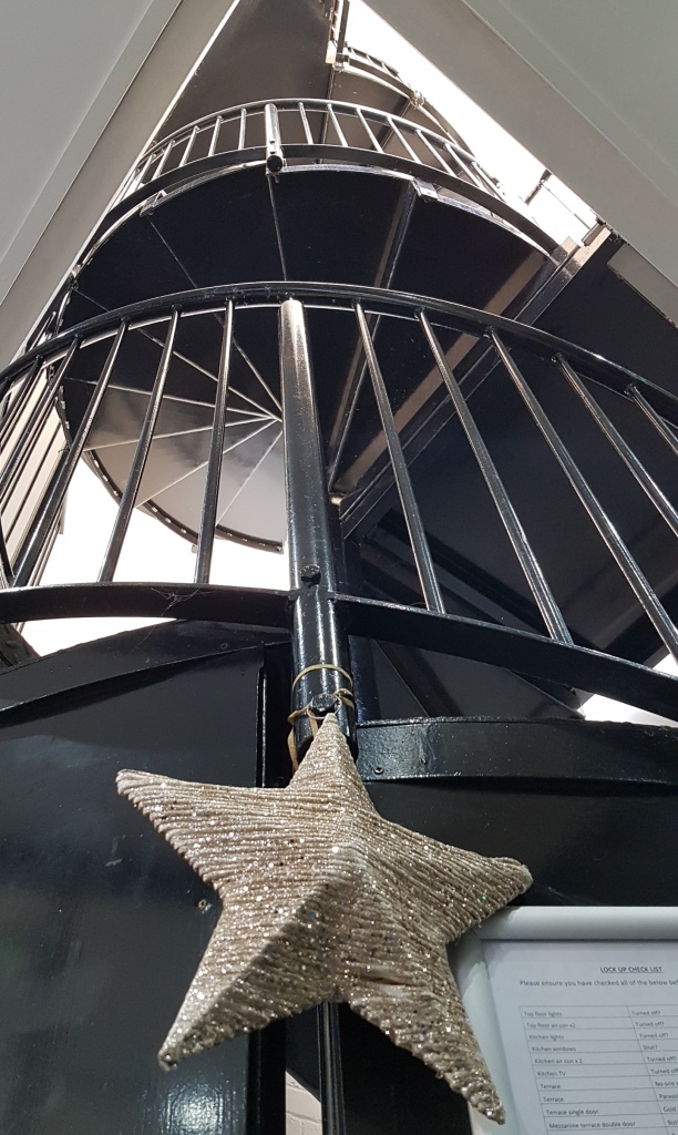 PSRefurbishment's tweet photo. Continuing with #movemoremonth here are some of the more un-usual stairs, corridors and walkways we have refurbished to encourage greater use #ThrowbackThursday #refurbishment #fitout #retrofit #workspace https://t.co/Sq1PSUd2J6