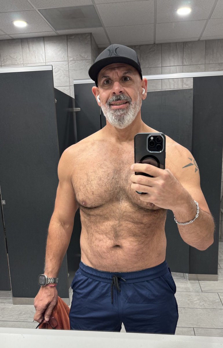 Carlos MRR tweet media