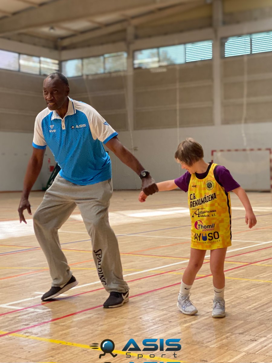 Asissportspain's tweet image. ⛹️‍♀️⛹️‍♂️ Avanzando en nuestra prepararación
✅Actividad➕esfuerzo➕aprendizaje constante 💪
⏰ Semana Santa intensiva: trabajo y mejora en clave #baloncesto
#HardWorking
#AsisSport @elfarodemeiras

🎯🏀 BASKETWEEK - Semana Santa 2026
🗓 Hasta el sábado 4 - Colegio Los Olivos #Málaga