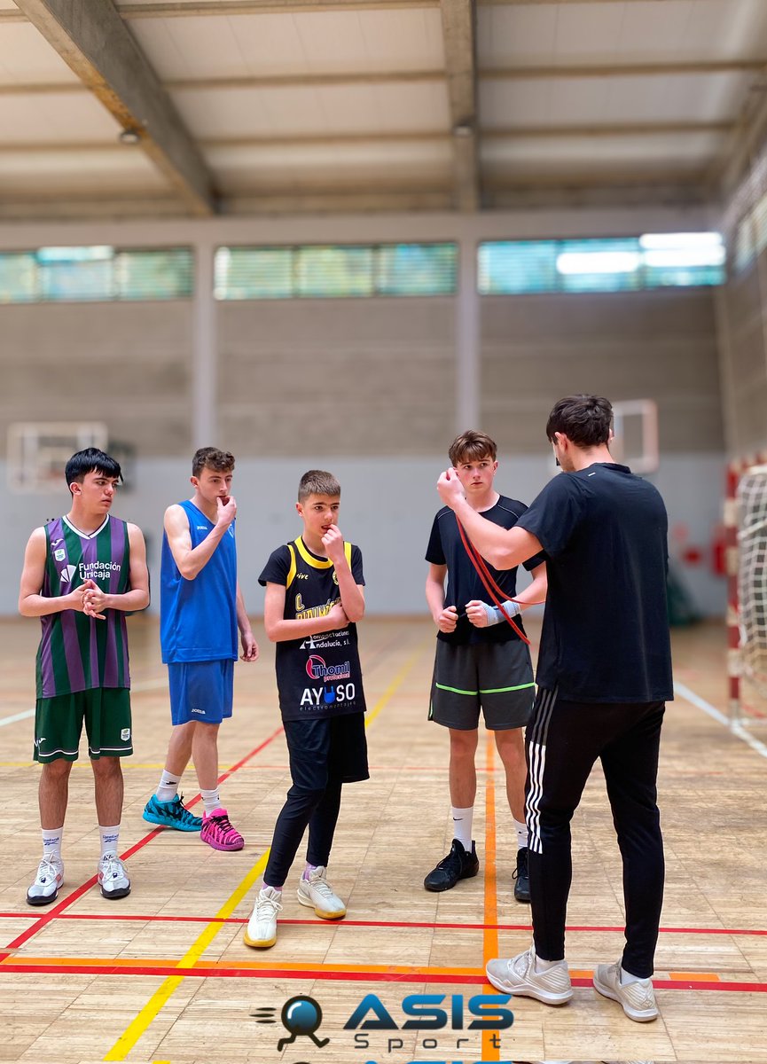 Asissportspain's tweet image. ⛹️‍♀️⛹️‍♂️ Avanzando en nuestra prepararación
✅Actividad➕esfuerzo➕aprendizaje constante 💪
⏰ Semana Santa intensiva: trabajo y mejora en clave #baloncesto
#HardWorking
#AsisSport @elfarodemeiras

🎯🏀 BASKETWEEK - Semana Santa 2026
🗓 Hasta el sábado 4 - Colegio Los Olivos #Málaga