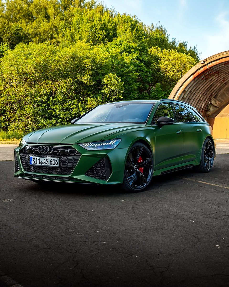 autochat360's tweet image. Audi RS6 🔥
Perfect daily or too aggressive for everyday use?