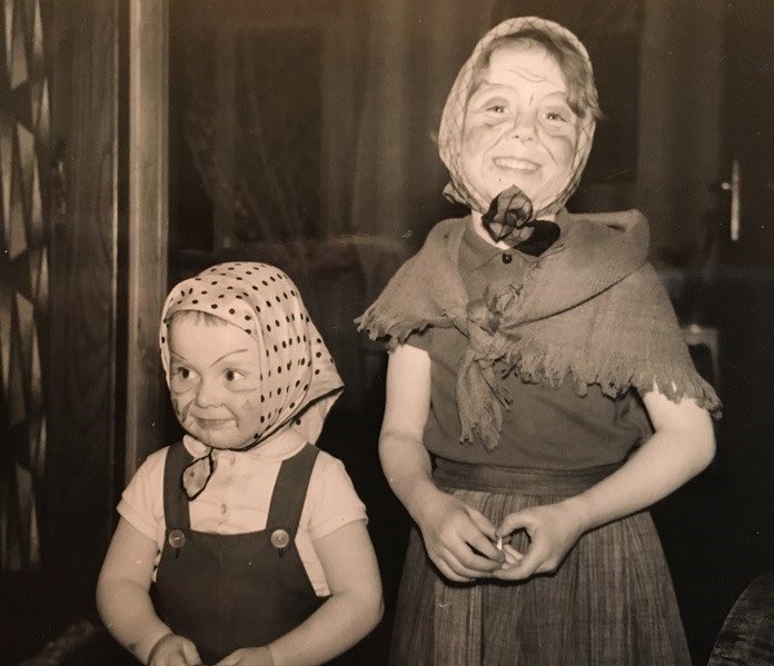 PiaCCourtenay's tweet image. On Maundy Thursday, as children, we used to dress up as #Easter witches because of the #Swedish #tradition that witches get on their brooms and fly to the island of #Blåkulla today! Aren't we cute? (That's my brother next to me😆)