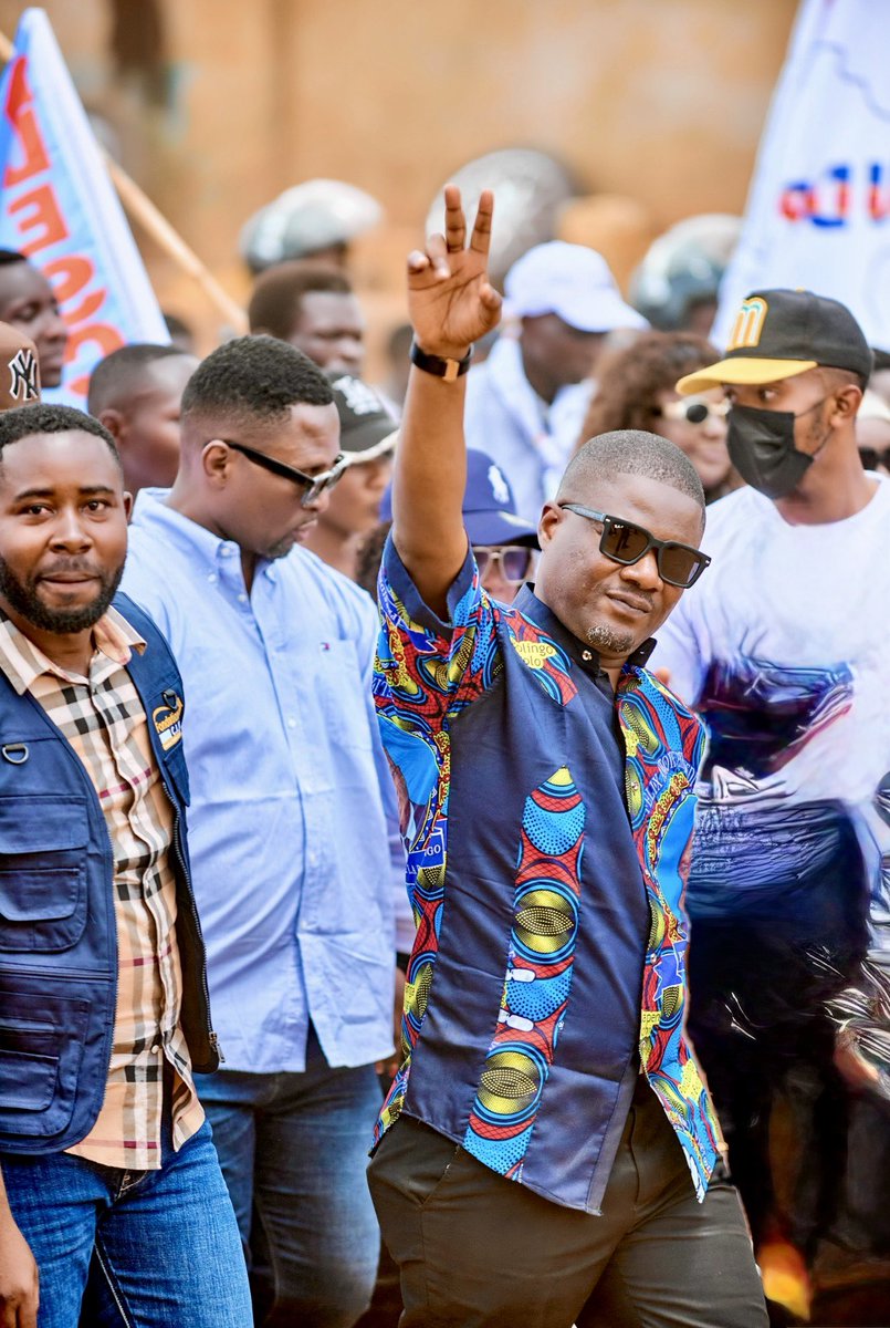 🔥 Très chers amis,

Préparons-nous pour un grand rendez-vous : Le CHALLENGE PRÉSIDENTIEL ✌🏾

Entre 50 et 100 jeunes verront leurs projets être financés et accompagnés.
Mais attention ⚠️ : le casting sera rigoureux et exigeant.

👉 Préparez des projets solides, innovants et