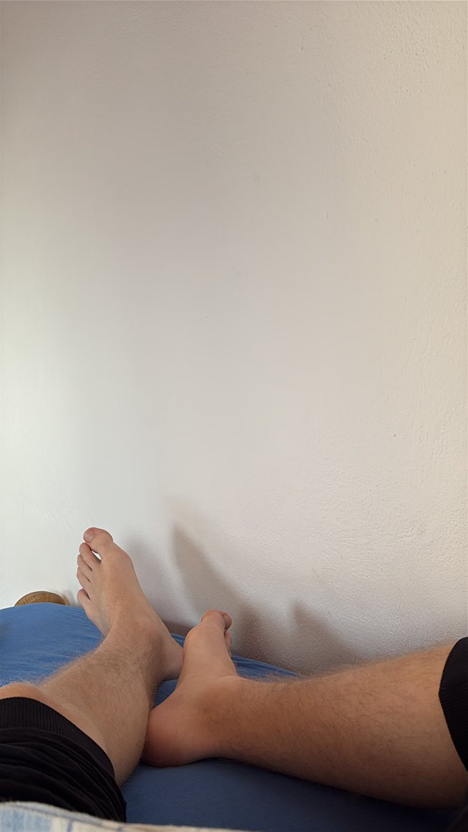 Master_Matttt's tweet photo. Be a good Boy #feet #goodboy #morning #barefeet #sub #slave https://t.co/VV1pZepv5i