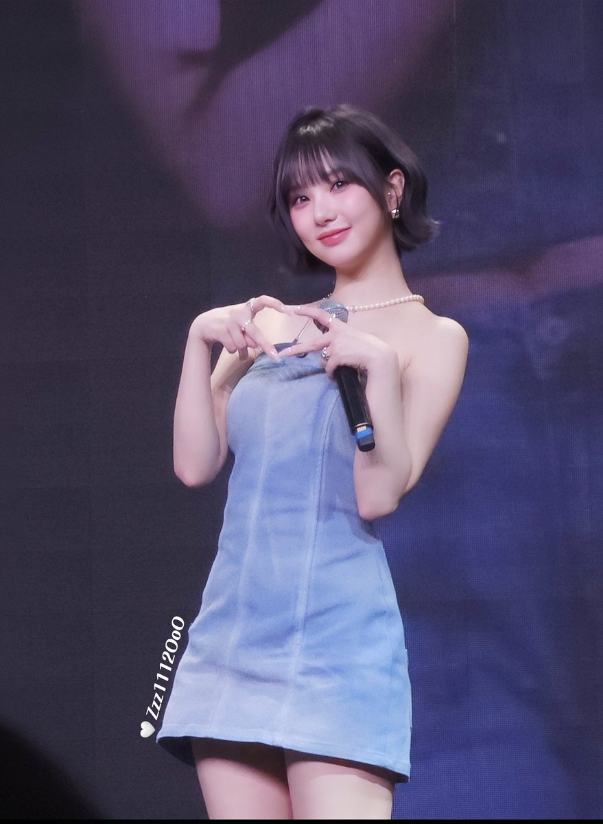 Crblile's tweet photo. 260328
so cute VIVIZ
#VIVIZ #EUNHA https://t.co/aF8A2pIkvm
