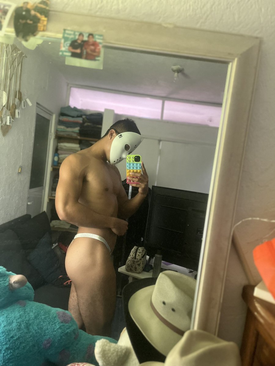 Million_Clow tweet media