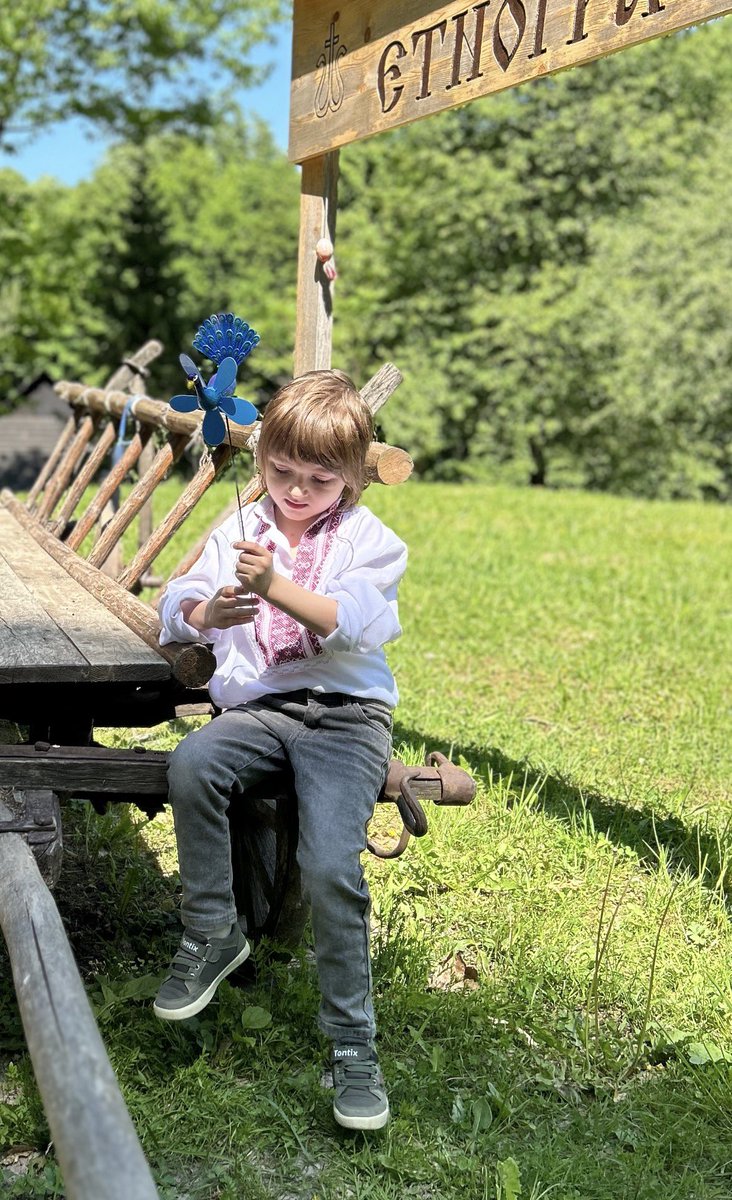 Морена з потойбіччя tweet media