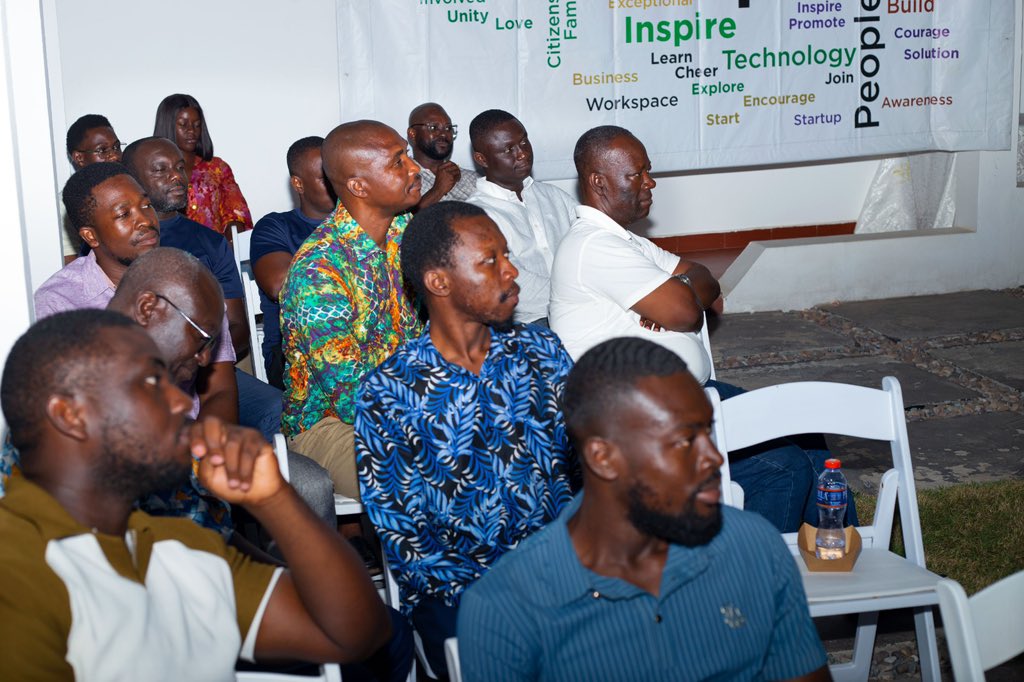 ComUnity_Spaces tweet media