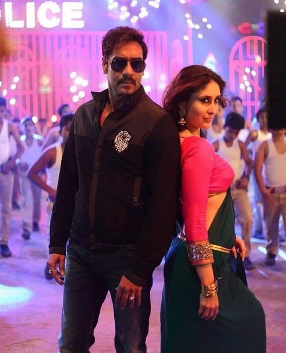 I am Kareena Kapoor Khan tweet media