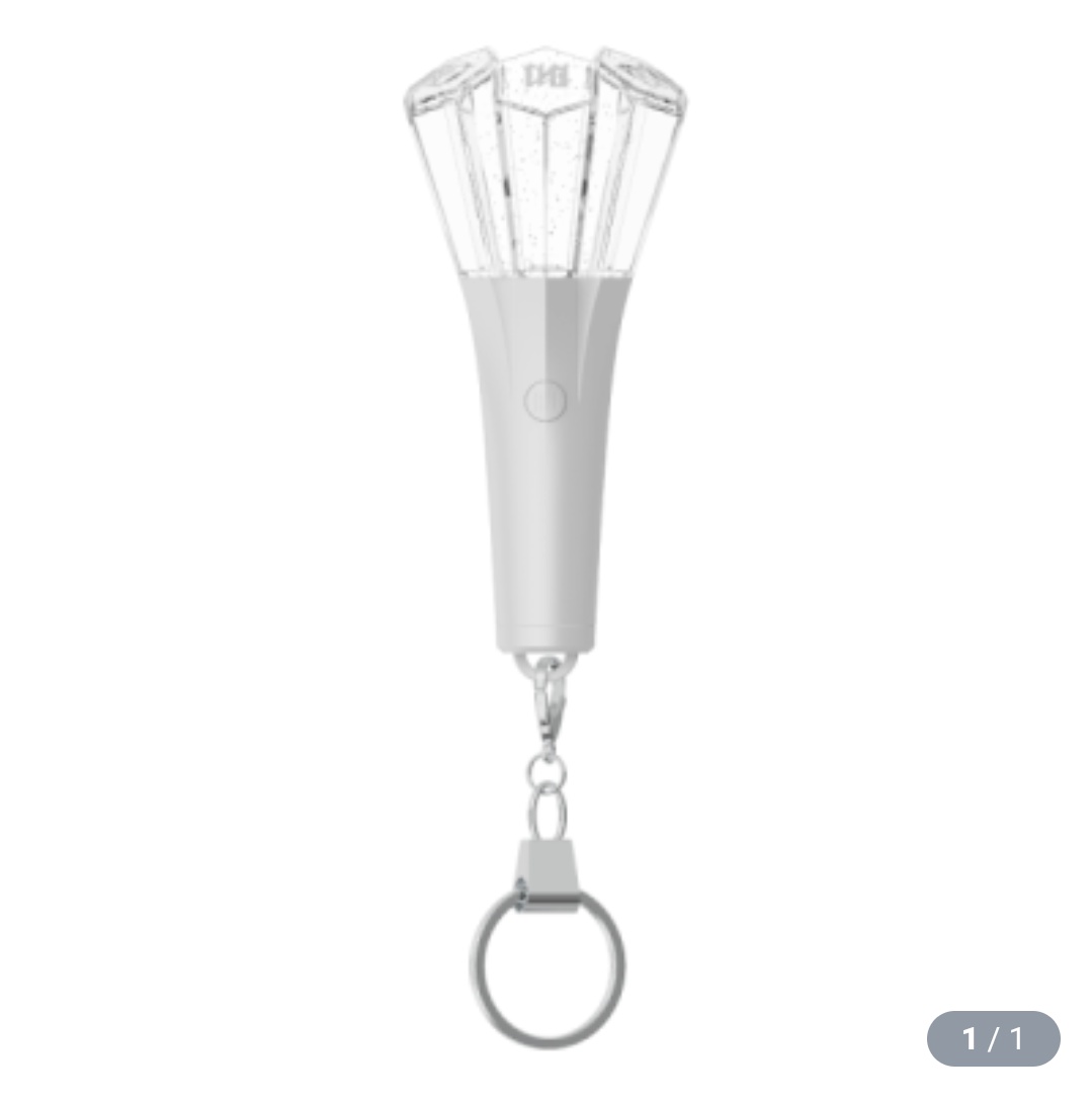 wontokgii's tweet photo. [FAST MY GO] WONHO MINI LIGHSTICK KEYRING
#PASARWONHO
🐰RM66
🐰Installments are accepted
🐰Deadline: ASAP
🐰NEED 2ND PAYMENT
🐰Can ask 2nd payment estimation in dm
🐰Interested DM! https://t.co/kBij2n5JrA
