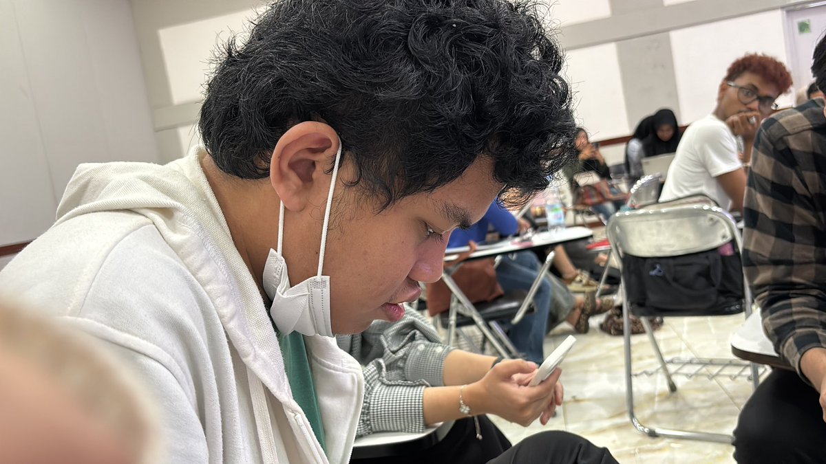 auzi aja tweet media