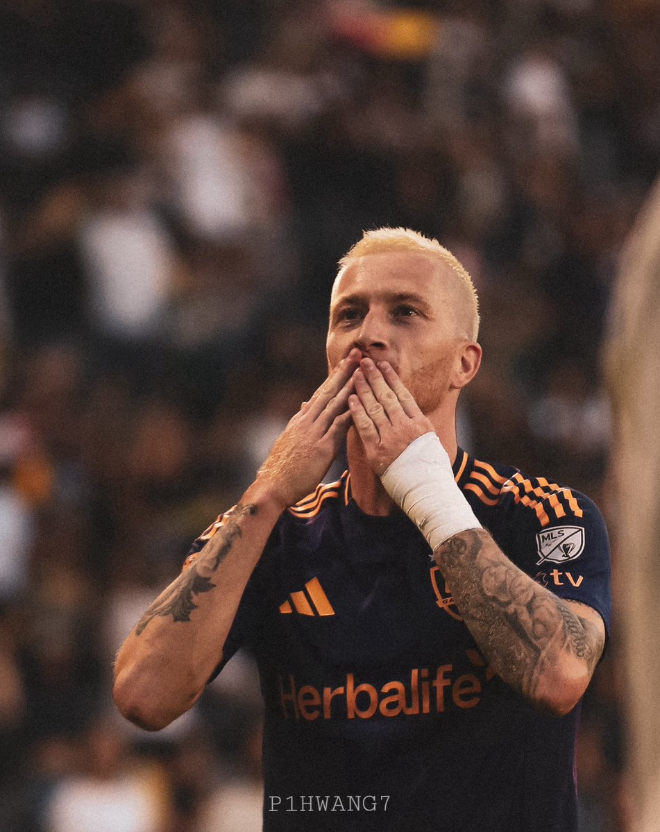 💎 daisy… ✰ tweet media