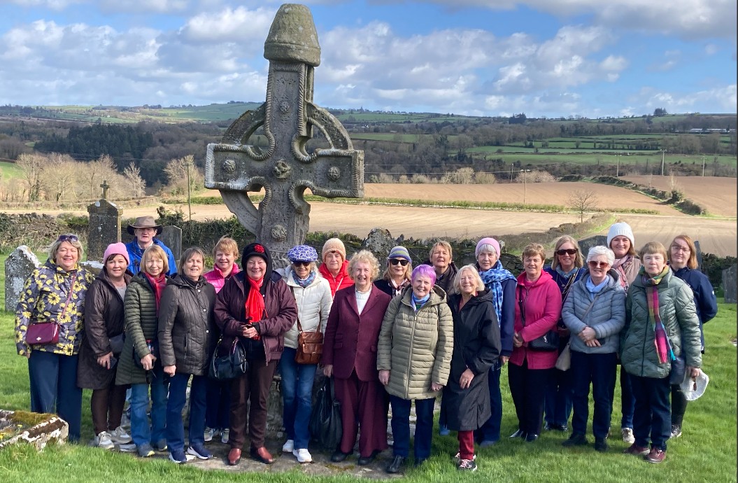 LingaunValley's tweet photo. The Lingaun Valley welcomed the members of Gortroe Ladies Club and the hinterlands of Killeagh and Youghal for a two day visit on Friday for a show, shopping, wining, dining, history and heritage tours. An enjoyable experience for all involved. More details Facebook, Instagram https://t.co/9Vles7zFdU