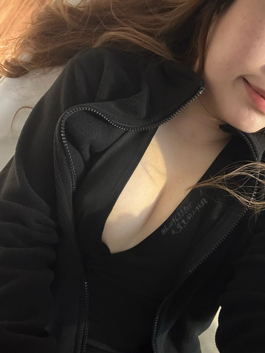 天堂裏的小妖精 tweet media