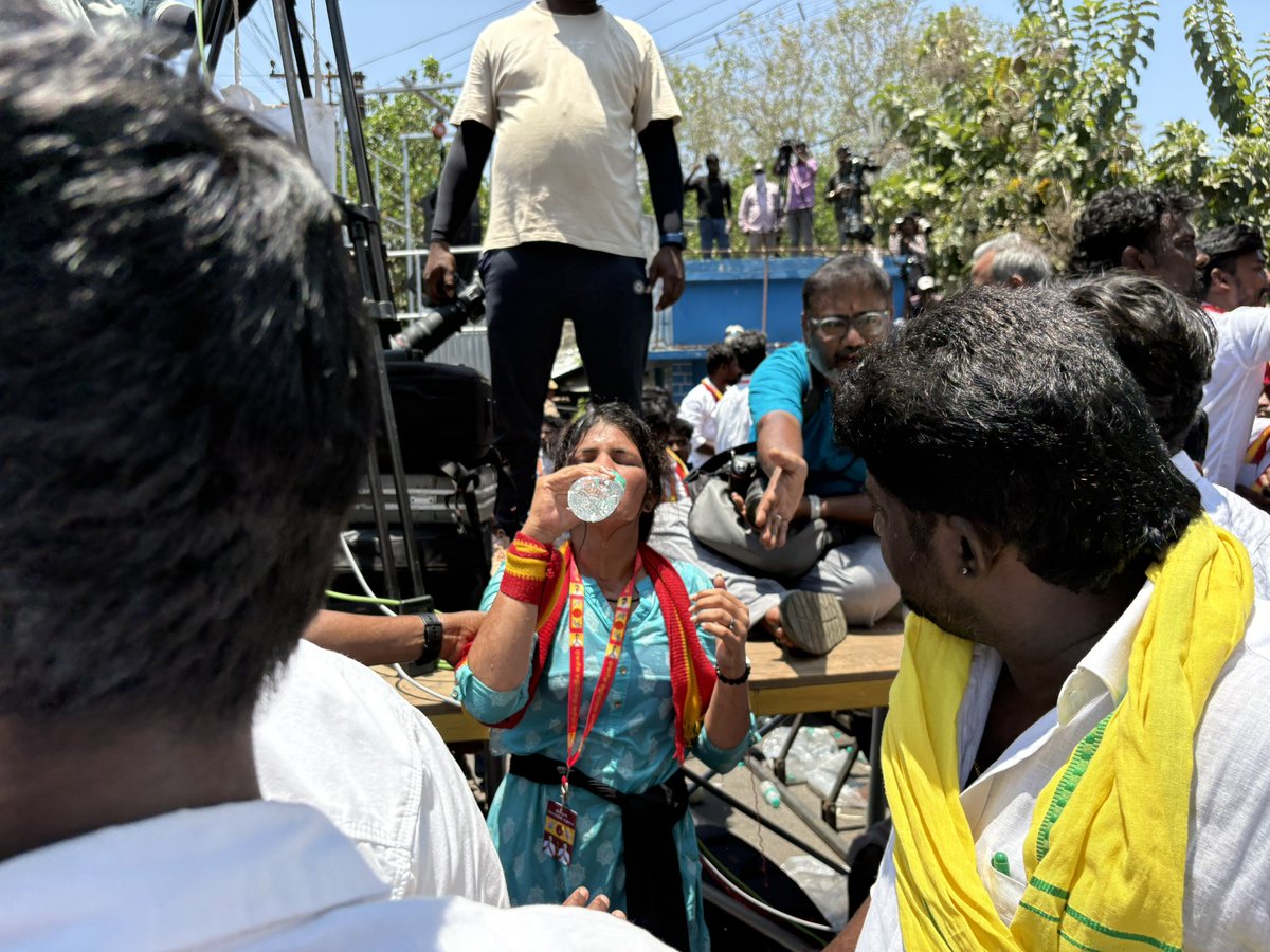 Iniya Nandan tweet media