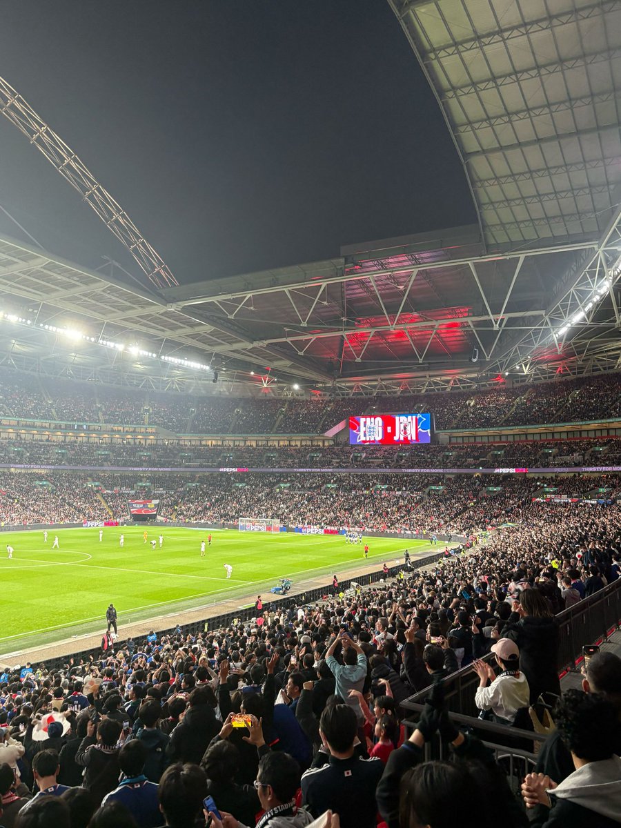 STEPOUT ⚽️ tweet media