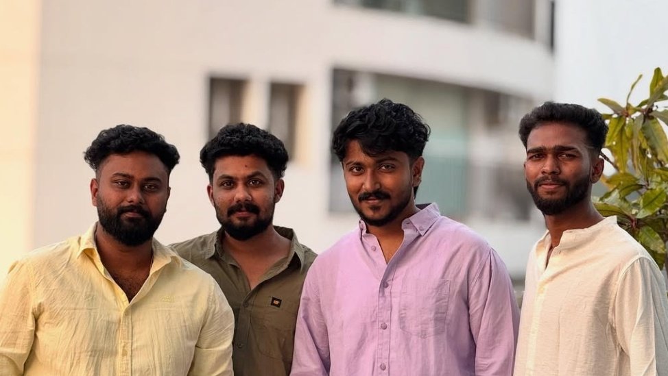 Front Row tweet media